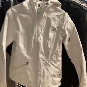 Burton gently used women’s snowboard shell